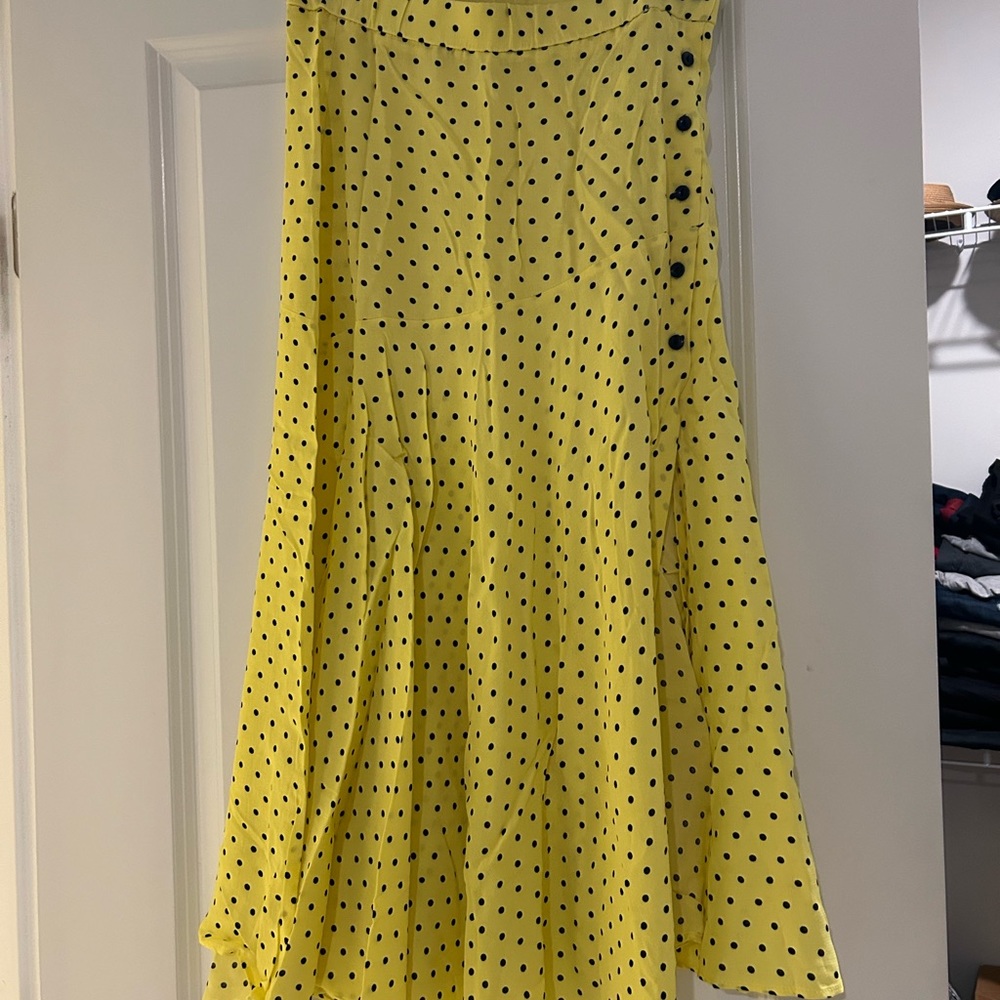 Zara 2 piece skirt set. Size medium reversible bralette top